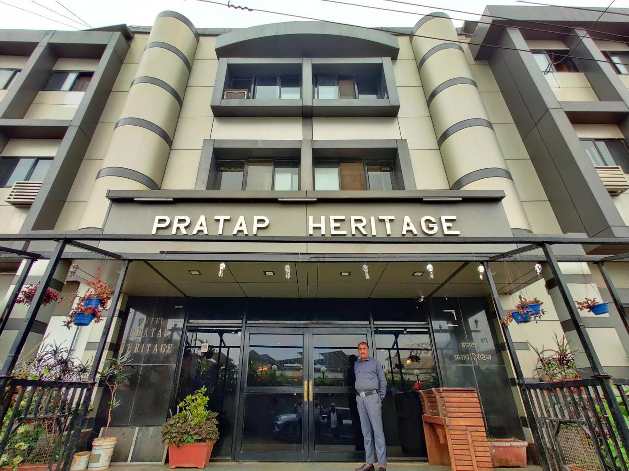 Hotel Pratap Heritage Mahabaleshwar Bagian luar foto